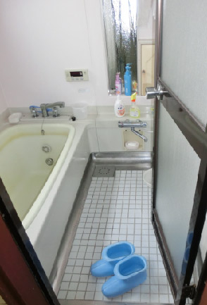 新潟市中央区A様邸お風呂リフォーム事例_リフォーム前のタイル風呂