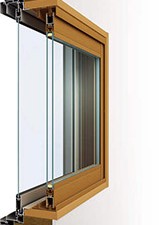 内窓-複層ガラス、外窓-単板ガラス